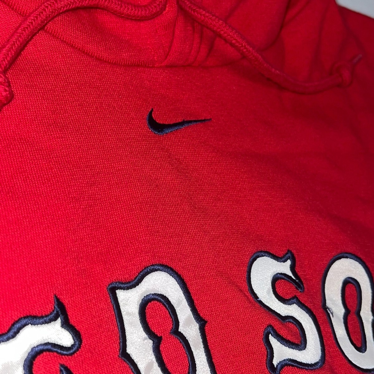 Vintage Nike Team Boston Red Sox Size Medium MLB Center Swoosh Pullover  Hoodie