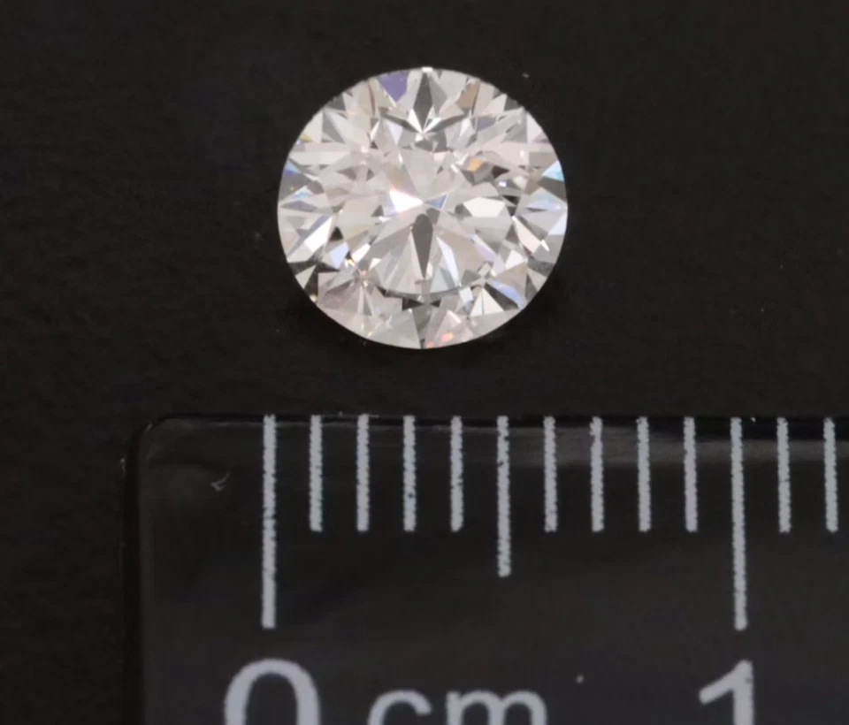Impresionante diamante redondo cultivado en laboratorio suelto de 0,93 quilates - sin informe igi. ¡Gran oferta! Foto 3 de 4