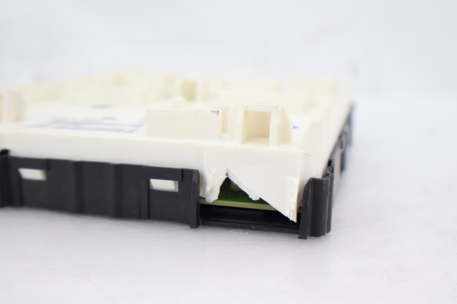 ✅ 2014-2017 Maserati Ghibli BCM / Body Control Module 04787684AD OE