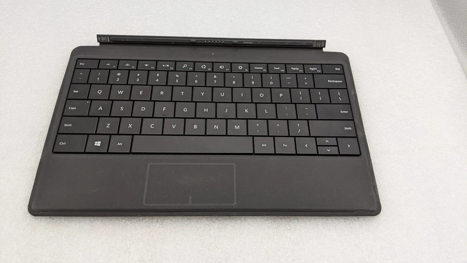 Microsoft Surface RT / 2 / Pro 1 / Pro 2 Tipo Cubierta 2 Teclado 1561 | Negro Foto 2 de 2