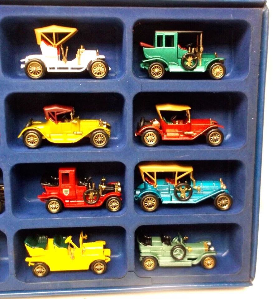 Matchbox Lesney Models of Yesteryear with Case 16 Cars - Image 3 of 4