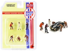 American Diorama 1/64 Die Cast Figures RACE DAY