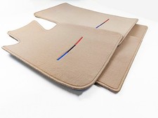 Premium Velours BEIGE Fu�matten STICK M-FARBEN f�r BMW 1er E81+ E87 3 + 5 t�rig