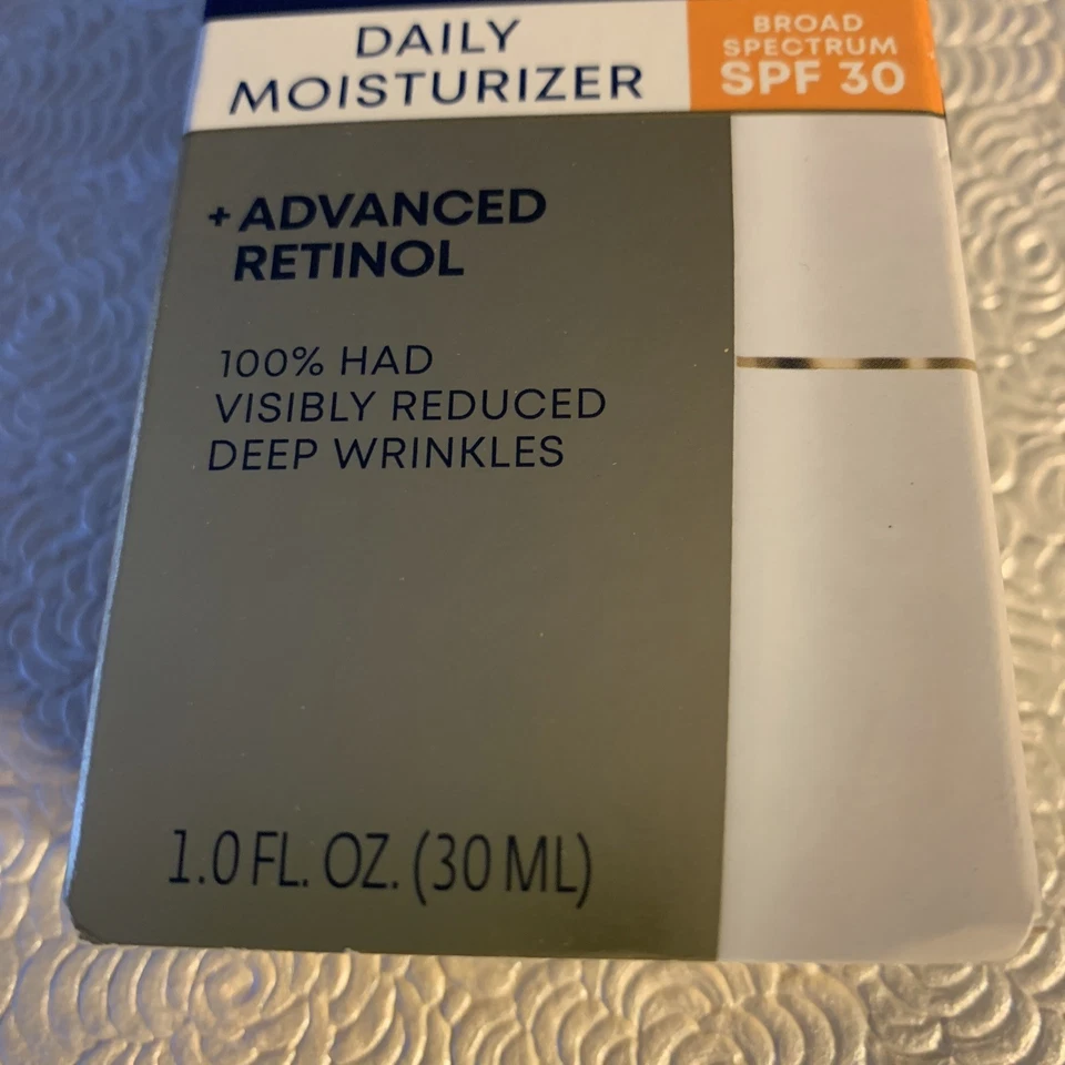Crema hidratante diaria para arrugas profundas RoC Retinol Correxion FPS 30 2028 - Nueva Foto 4 de 4