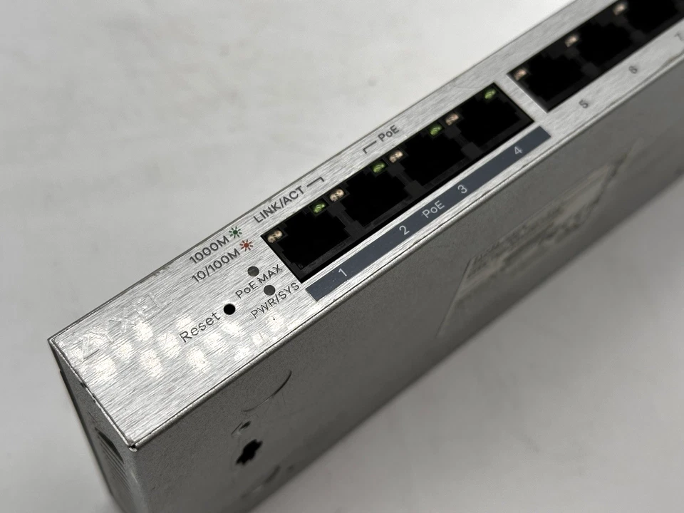 Zyxel GS1200-8HP V2 8-Port GbE Managed Poe Switch-No Charger - Image 2 of 4