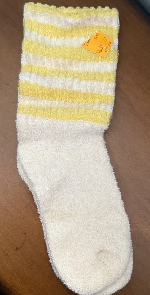 Calcetines holgados a rayas de tela de rizo de colección talla 9-11 amarillo y blanco elástico nailon EE. UU. Foto 3 de 4