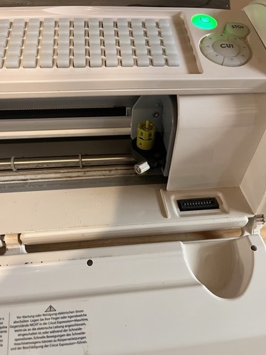 Cricut Expression Electronic Personal Cutting Machine (CREX001) - Picture 6 of 17