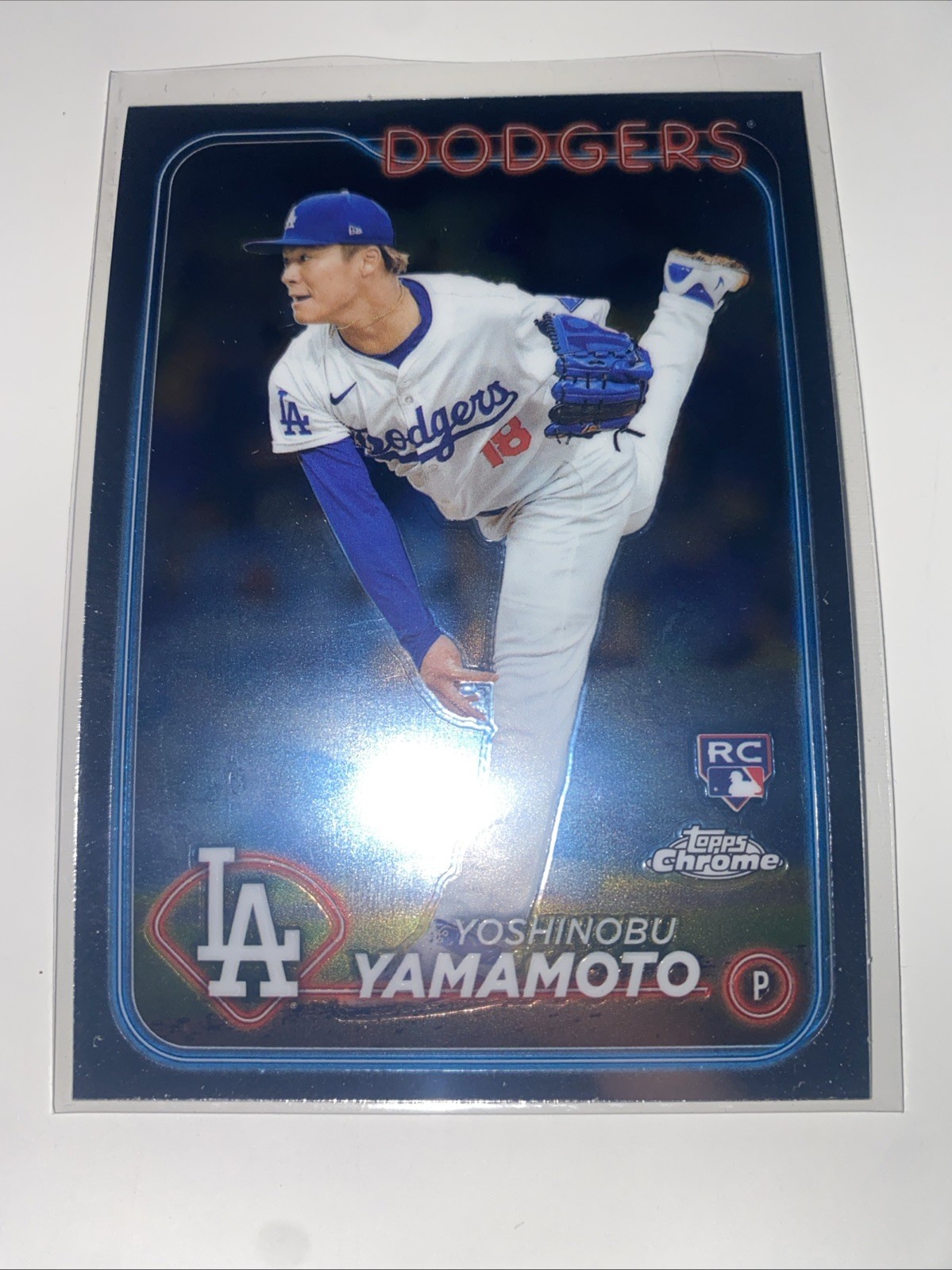 Yoshinobu Yamamoto 2024 Topps Chrome Rookie 18 Los Angeles Dodgers RC