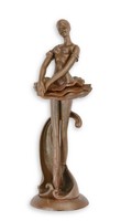 Eine Gusseiserne Figur Einer Ballerina – Braun Replikat Retro Design Dekoration
