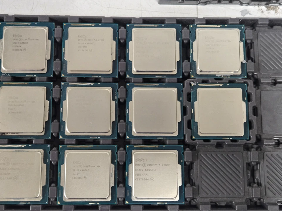 Intel Core i7-4790K LGA1150 4/4,4 GHz 8 MB 4C/8T 88W SR219 Foto 3 de 3