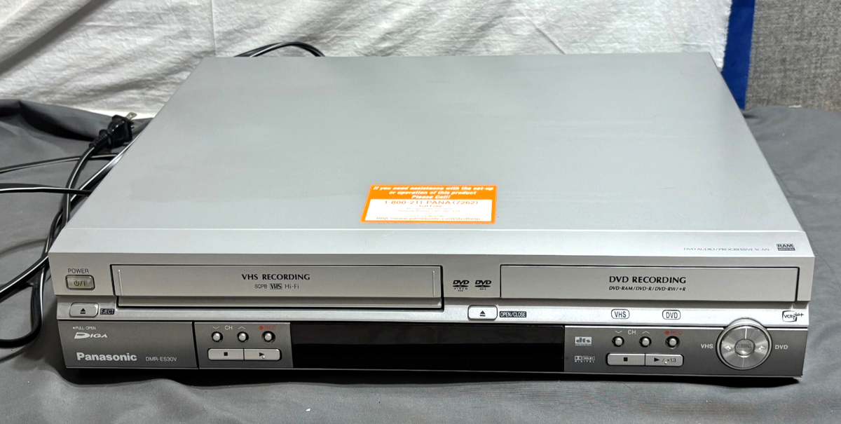 DMR ES30V PANASONIC DVD VCR Combo Player Recorder TAPE DUBBING