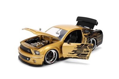 JADA BIGTIME MUSCLE 2008 FORD MUSTANG SHELBY GT 500KR 1/24 GOLD