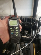 ICOM IC-M1V Handheld Marine Radio Transceiver AD-95 Charger TESTED Working