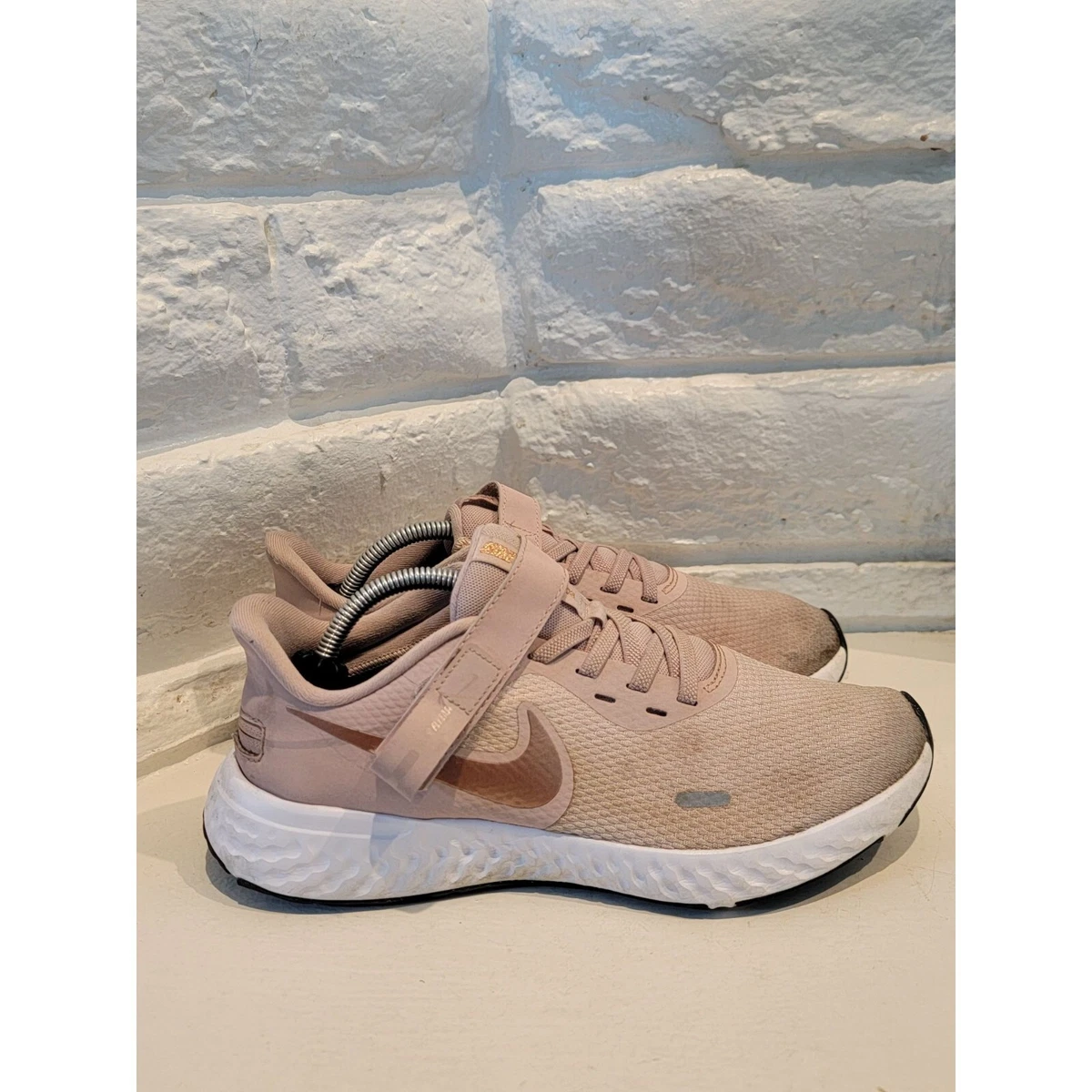 Nike Revolution 5 FlyEase Running Shoes BQ3212 600 Womens 8 eBay