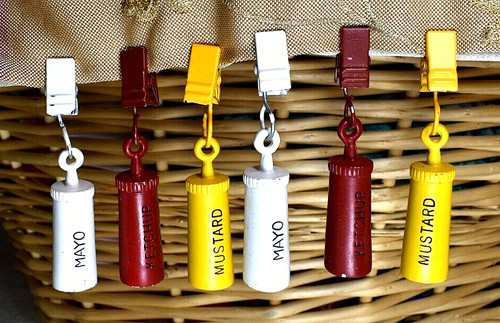 VTG Tablecloth Weights w/Clips Ketchup, Mustard, Mayo Shaped - Choose Sets of 4