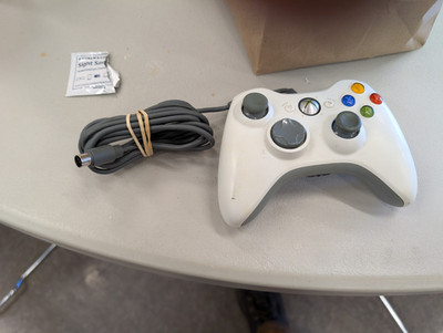 Microsoft Xbox 360/PC Wired USB Controller White/Gray 8ft Ergonomic