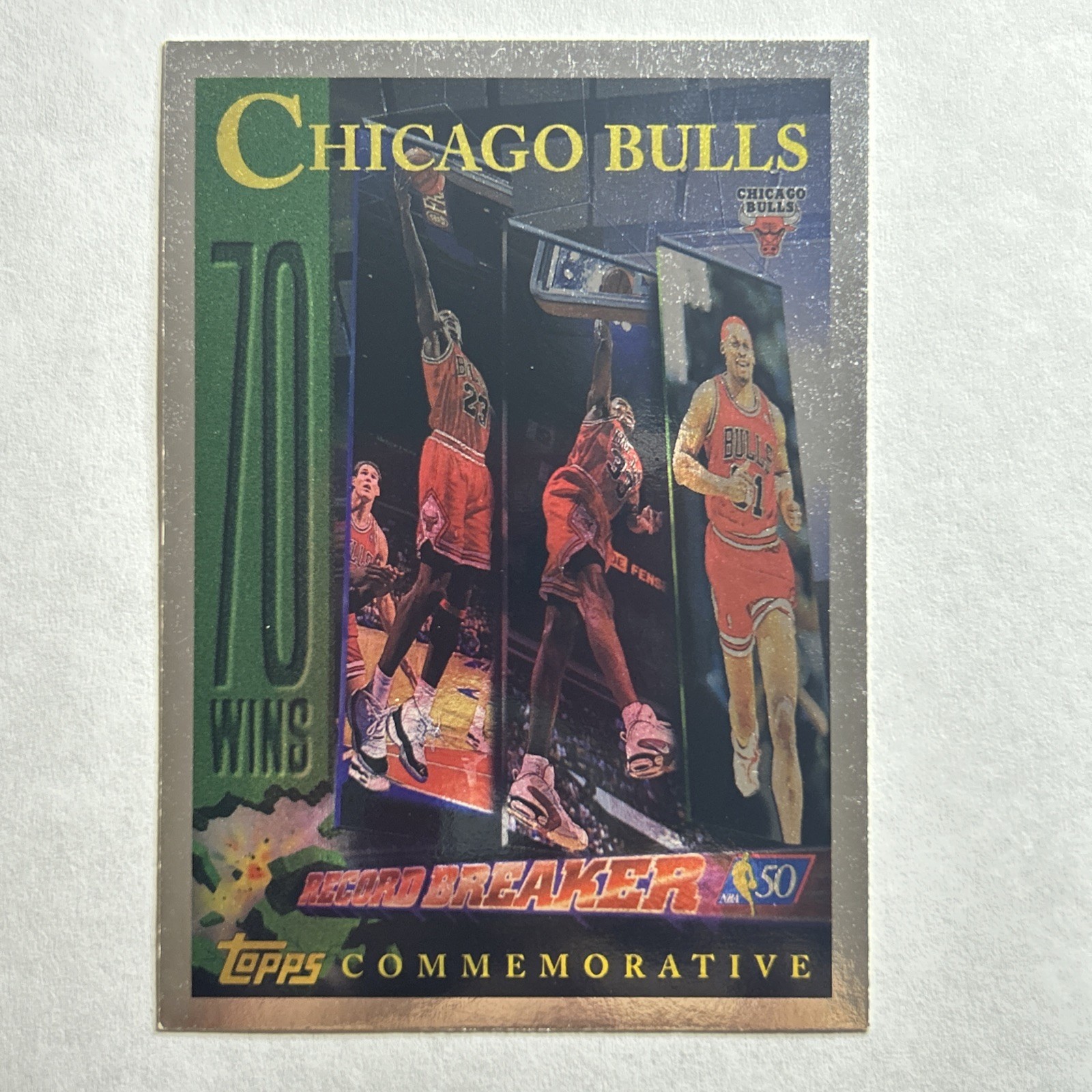 1996-97 Topps Chrome Chicago Bulls Commemorative 70 Wins #72   Michael Jordan