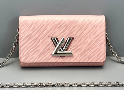 Louis Vuitton Twist Woc Epi Leather Chain Strap Crossboyd bag Pink Women