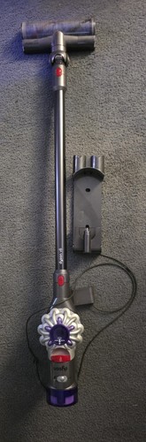 Dyson V8 Plus Cordless Vacuum Cleaner Silver/Nickel For Parts Only Not Working