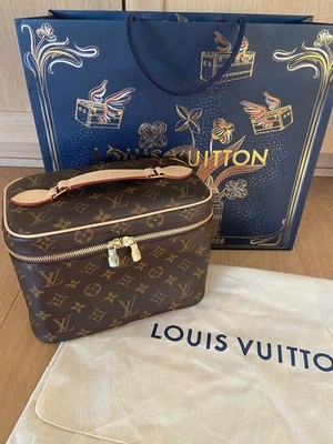 Louis Vuitton Nice BB Monogram Makeup Case   Brand New, Never Used w/ Dust Bag