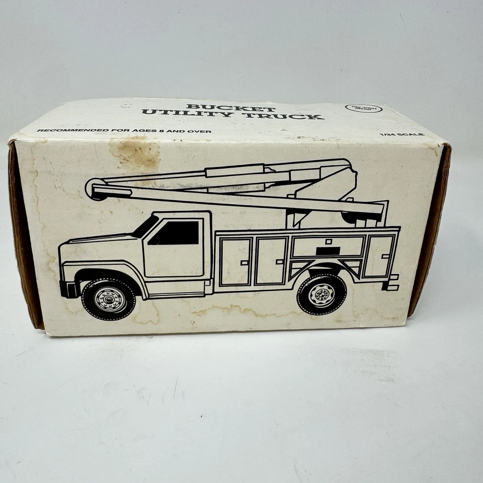 1994 ERTL Georgia Power Bucket caminhão utilitário fundido em escala 1/34 - Imagem 3 de 4