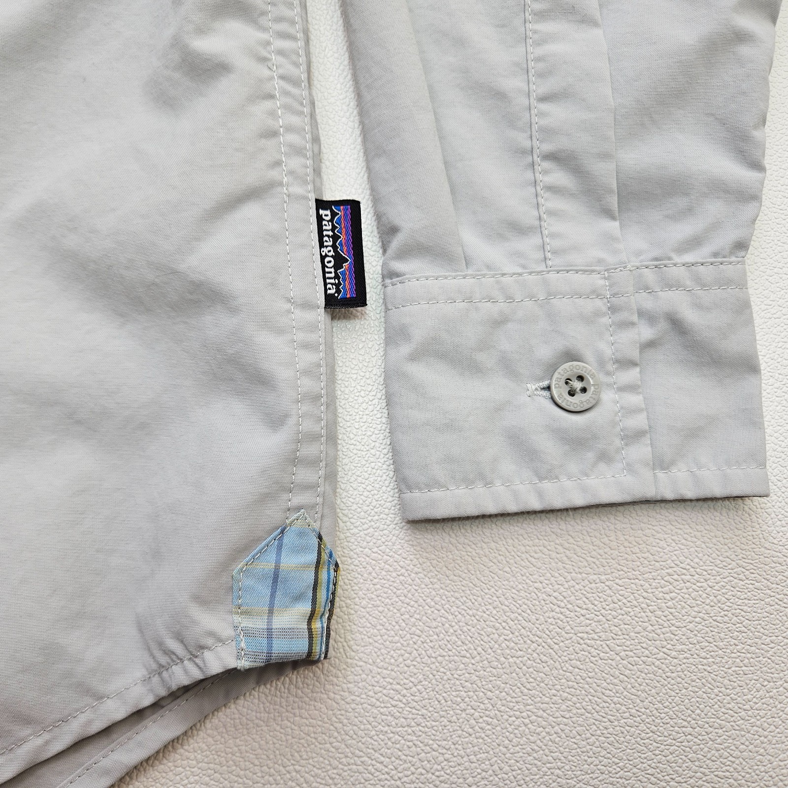 Patagonia Boys Long Sleeve Rio North Shirt Youth Medium Grey Roll Up Sleeves thumbnail 6