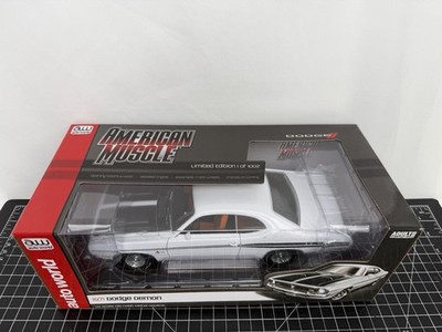 Auto World 1/18 American Muscle 1971 Dodge Demon White/Black