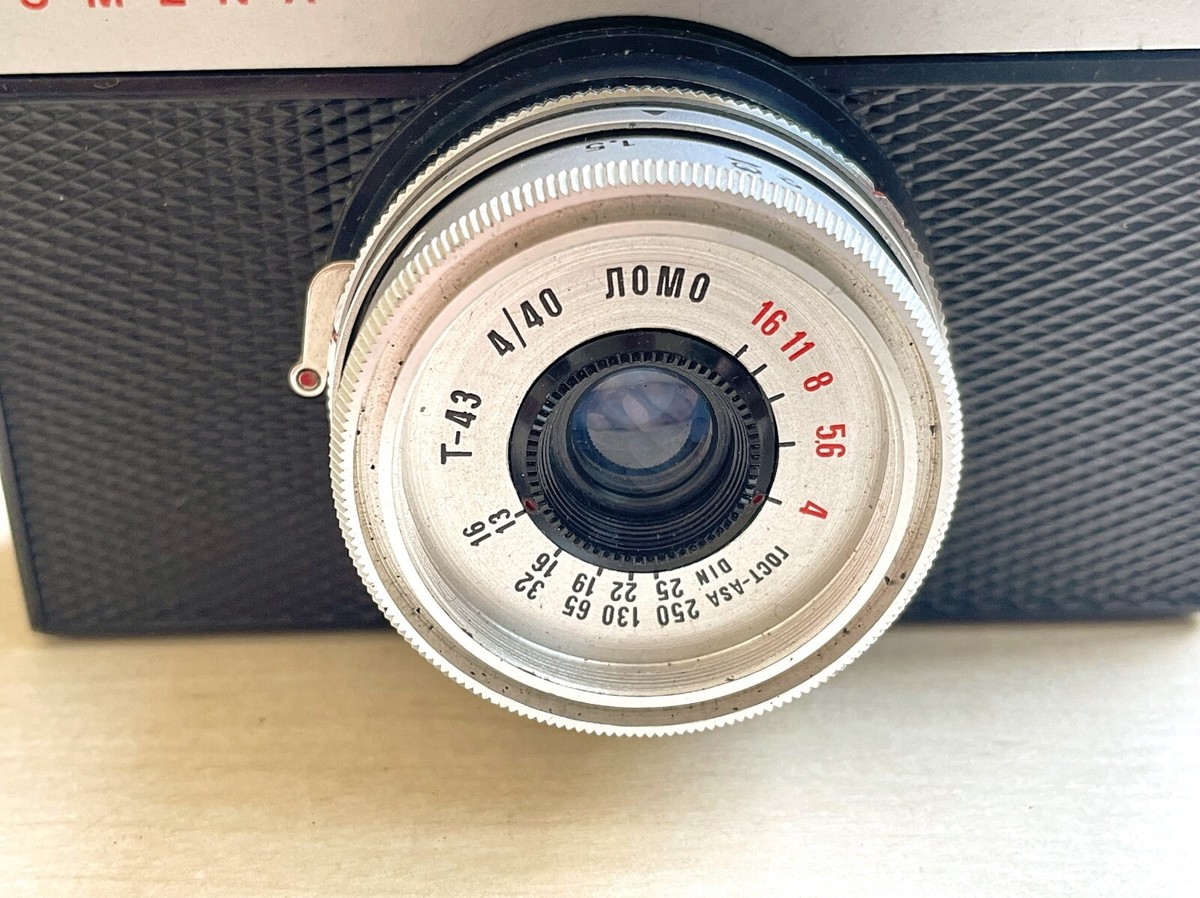 Smena-8M Russian Soviet LOMOGRAPHY LOMO Compact 35mm Camera