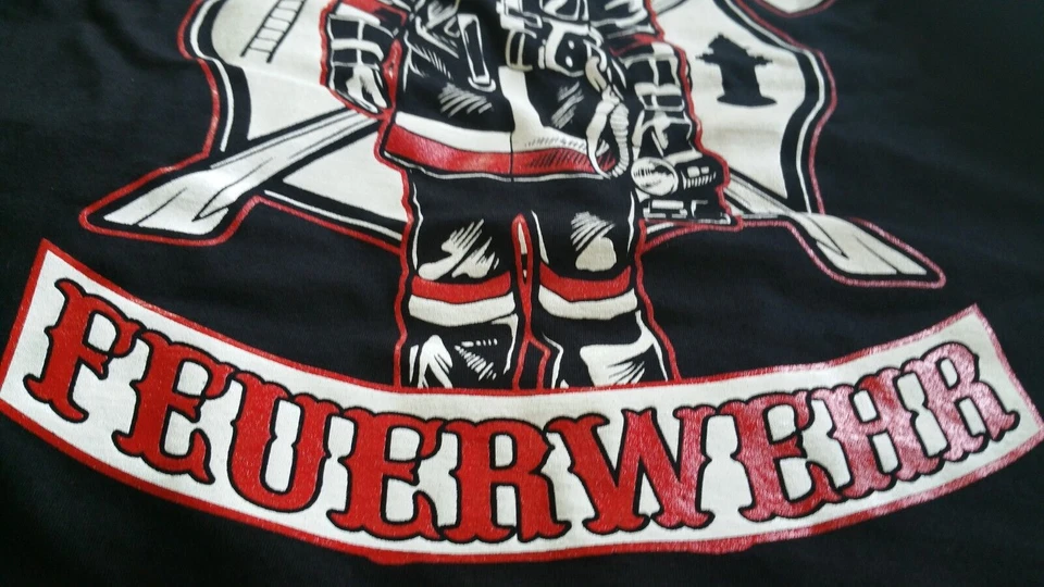 Feuerwehr FB T-Shirt Freiwillige,FFW,Helden,Einsatz,Kult,Rettung,Rescue,THW - Bild 2 von 4