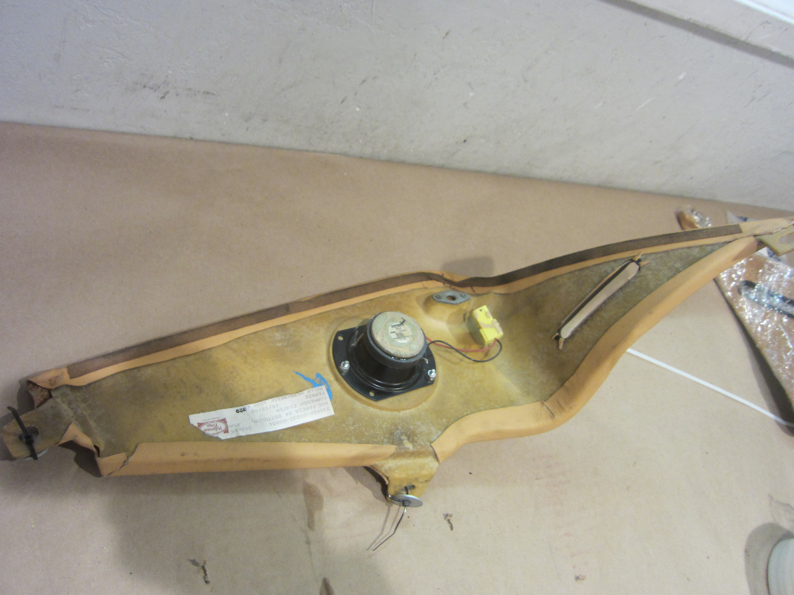 Ferrari 456 M GT/GTA - RH Rear Side Panel With Speaker - P/N 65618500