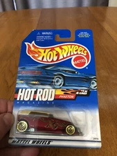 NEW HOT WHEELS 1999 HOT ROD MAGAZINE PHAETON 1 OF 4 CARS 1:64