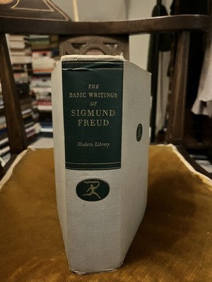 DIE GRUNDLEGENDEN SCHRIFTEN VON SIGMUND FREUD. Übersetzt von Dr. A.A.Brill New York 1938