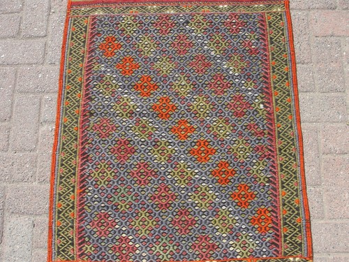 3x4 ft Turkish vintage rug - rugs for living room - Picture 4 of 10