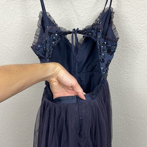 NWT Needle & Thread Midnight Lace Sleeveless Midi Dress Beaded Tulle Sz 12 - Picture 7 of 15