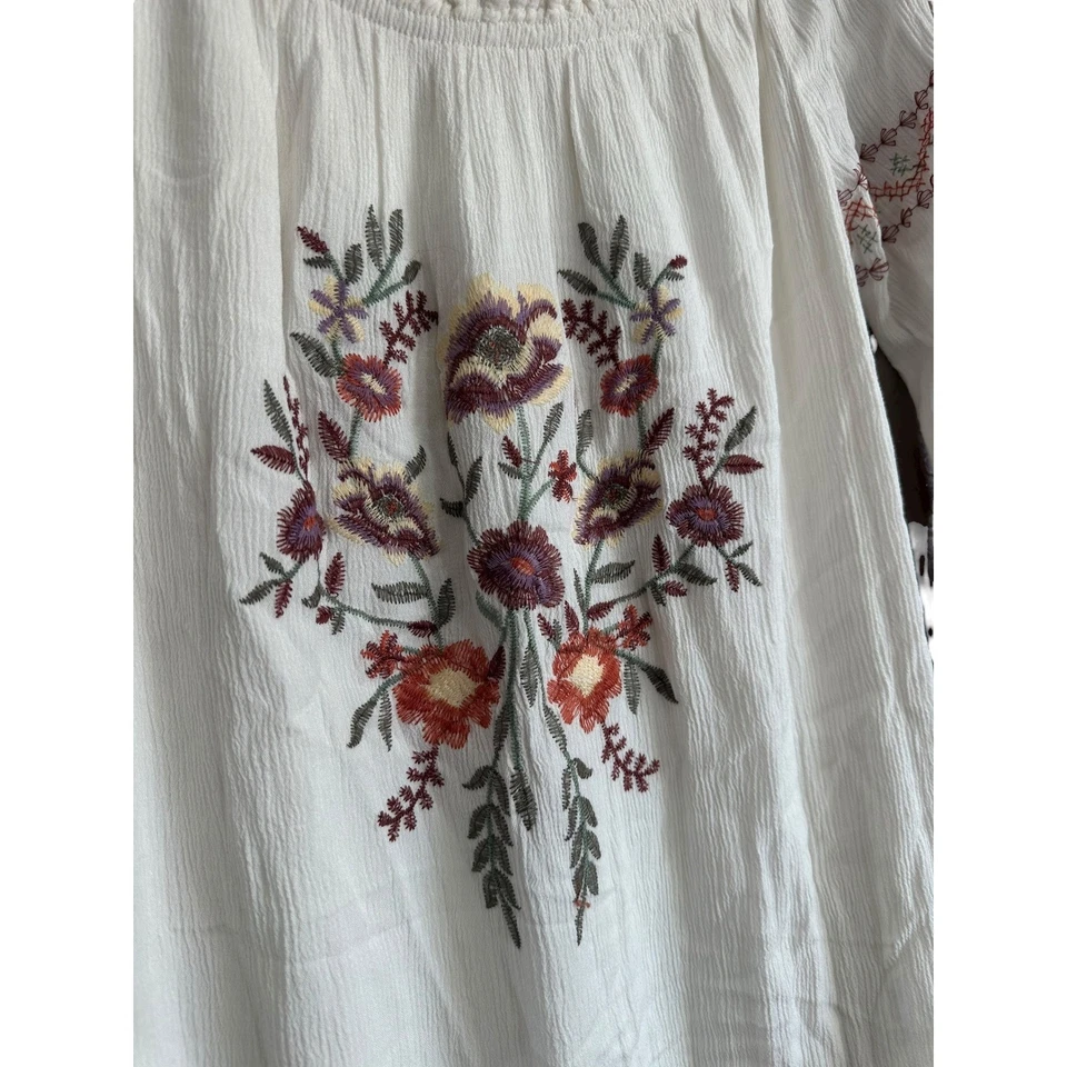 Xhilaration 白色刺绣露肩长袖连衣裙 XS — 第 3/4 张图片