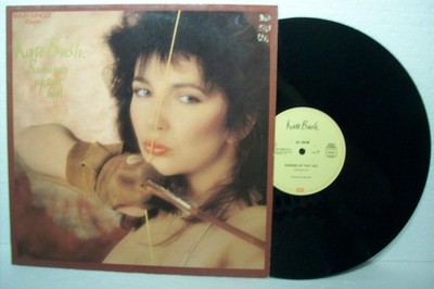 12'' KATE BUSH---RUNNING UP THAT HILL (STRANGER THINGS HYMN) (NM)