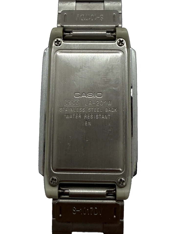 Vtg Casio Illuminator WR Dual Time Digital Watch Purple Silver 2900 LA-201W - Image 2 of 4