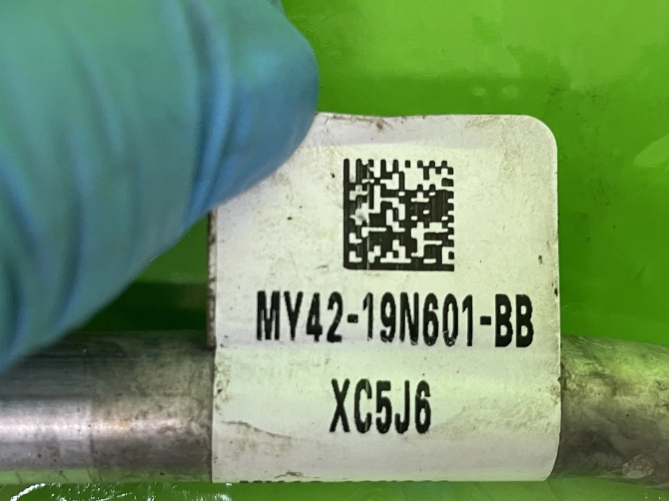 LAND ROVER DEFENDER L663 A/C AIR CON CONDITIONING PIPE 3.0 DIESEL DISCOVERY L462 - Image 2 of 4