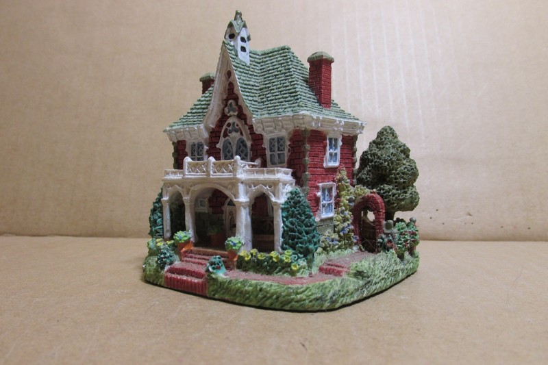 N SCALE, JOHN T. BOONE'S HOME #AH153, 1998
