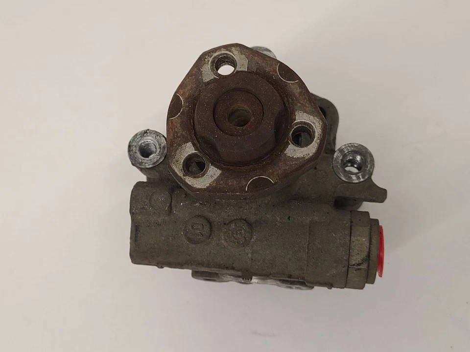 Насос гидроусилителя руля 1999-2011 Volkswagen Golf только город Канада - Изображение 3 из 4