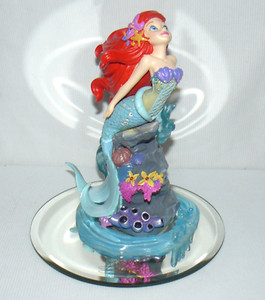 Disney Princess 8" Ariel 2018 Treasured Reflections Collection Numbered