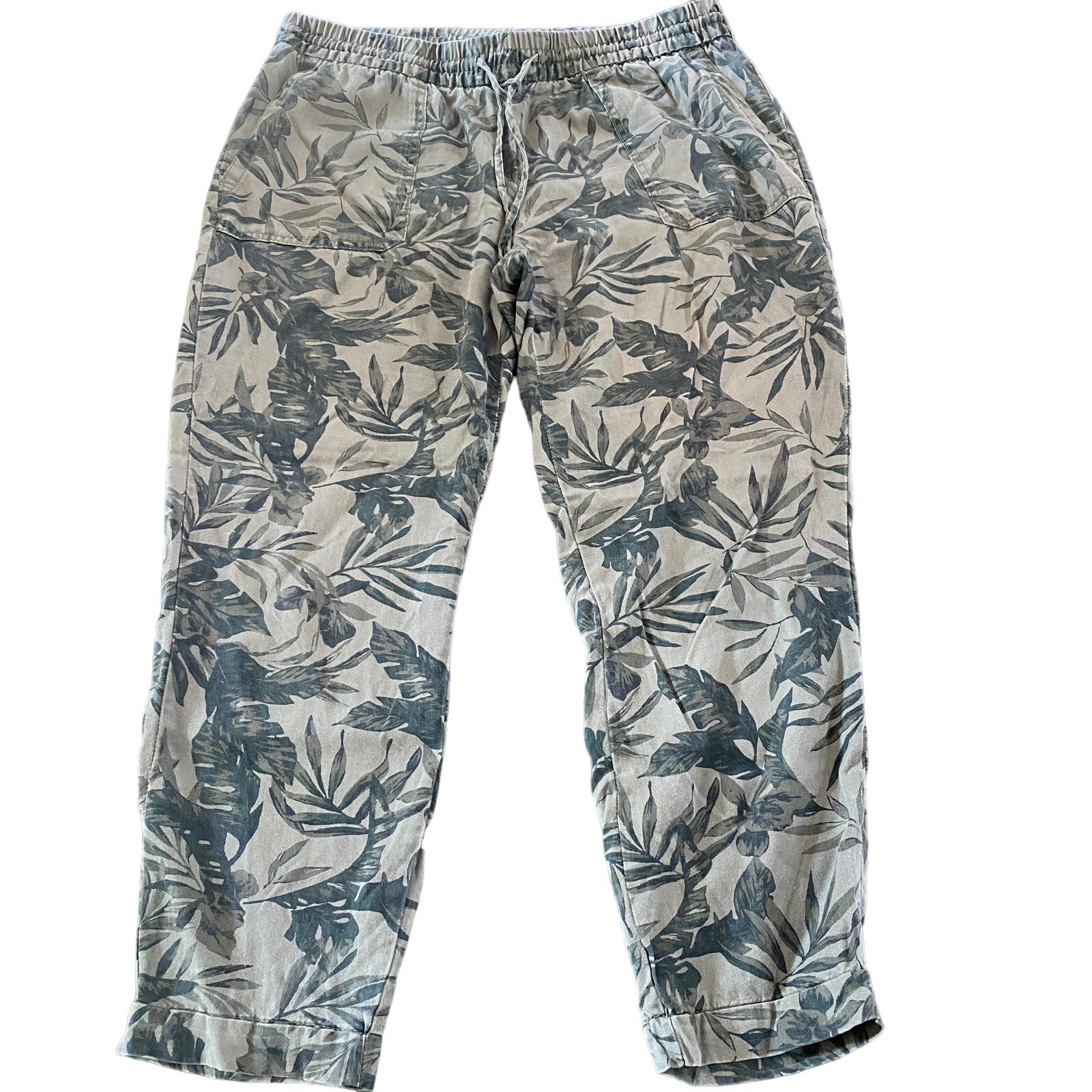 Old Navy medium drawstring jungle theme green - image 1