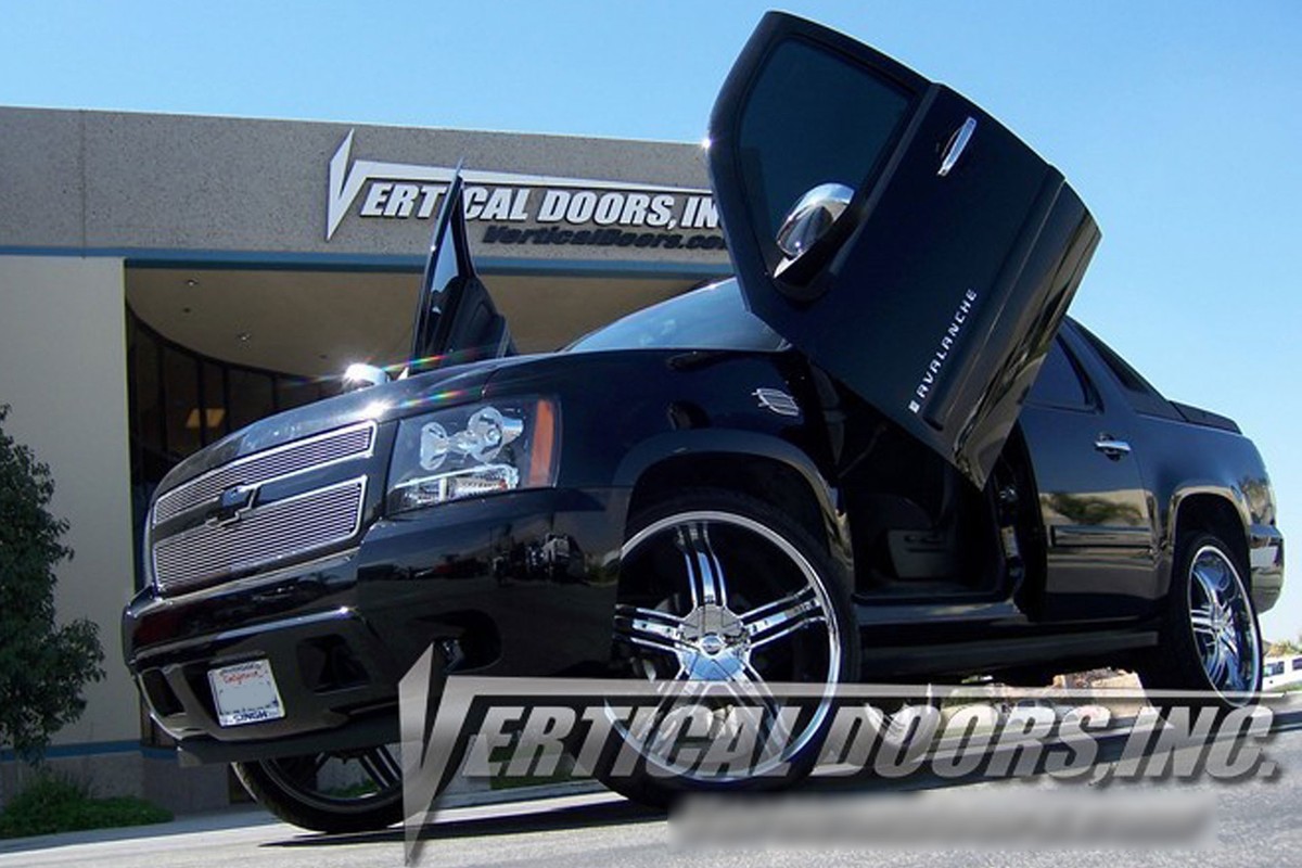 Vertical Doors Inc. Bolt-On Lambo Kit for Chevrolet Avalanche 07