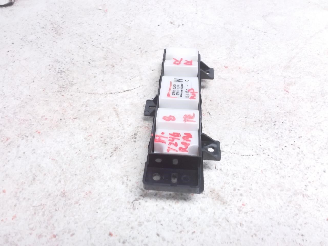Picture 5 of 7