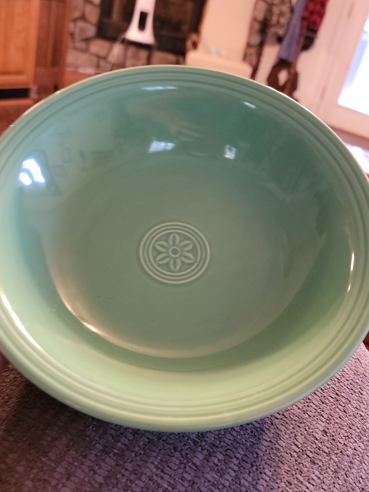 Oneida Petals Serving Bowl Sea Foam Green 9.75" Ceramic Daisy