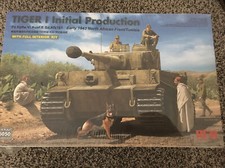 Ryefield  1/35 Tiger I Initial Prod 1943 w/fu Plastic Model
