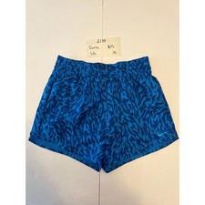 Girls large Nike shorts 2139 