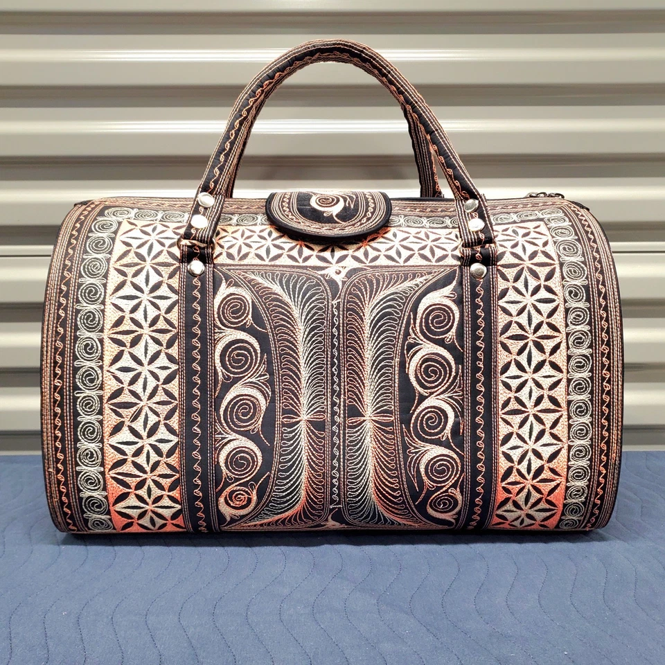 Banda Bag Gusi Weekender Handcrafted Vegan Leather Travel Duffel Bag Embroidered - Image 2 of 4