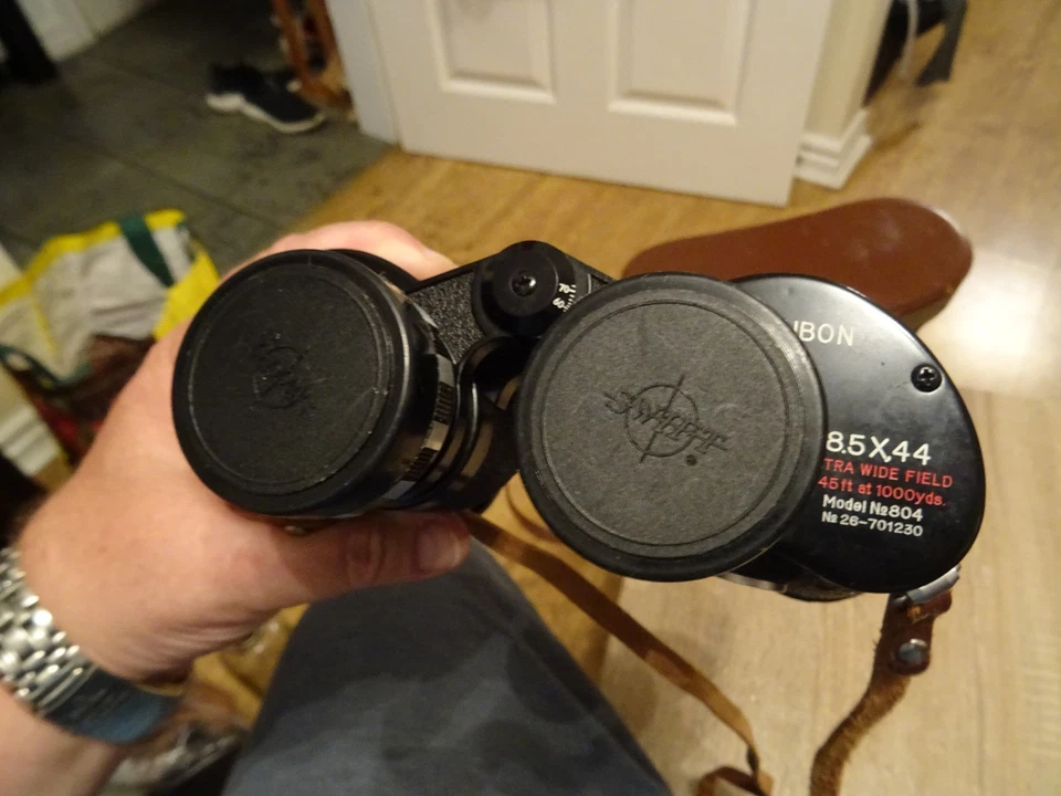 VGC SWIFT 8.5x44 Audubon Extra Wide Field Binoculars - 445ft at 1000 yards - 804 - Image 4 of 4