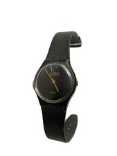 swatch 1983 GB 101 Schwarz Siebenloch Armband